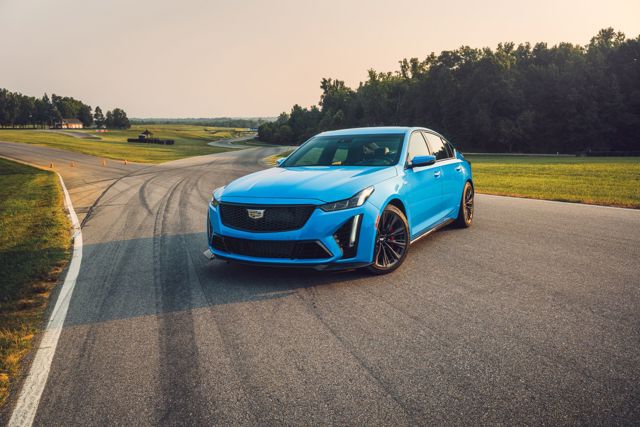 Cadillac Ct5-V photo 17