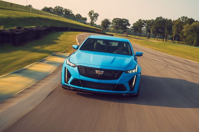 Cadillac Ct5-V photo 19
