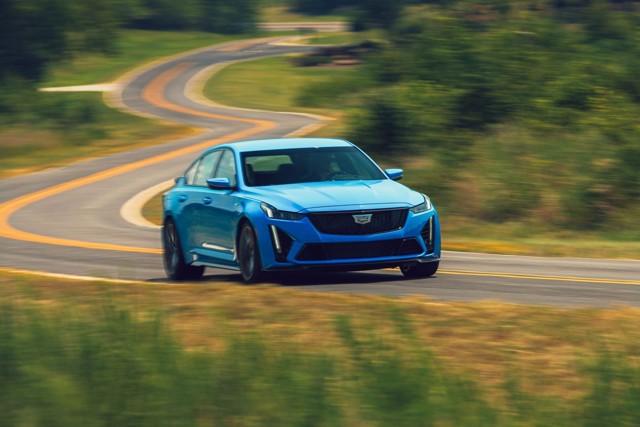 Cadillac Ct5-V photo 22