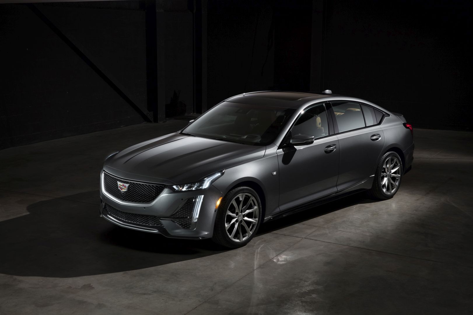 Cadillac Ct5 photo 5
