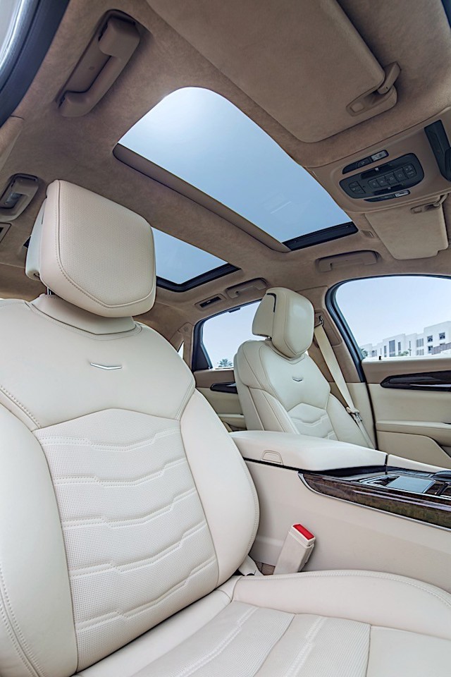 Cadillac Ct6 photo 27