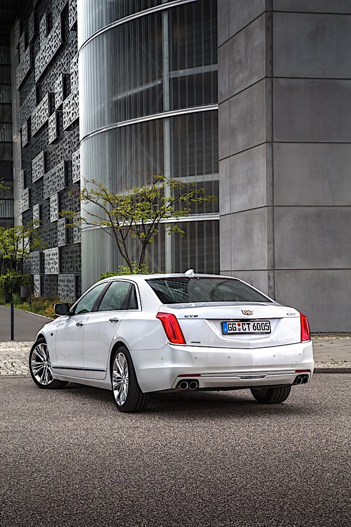Cadillac Ct6 photo 14