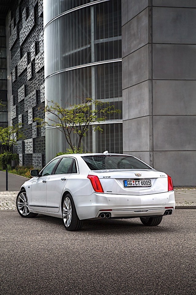 Cadillac Ct6 photo 14