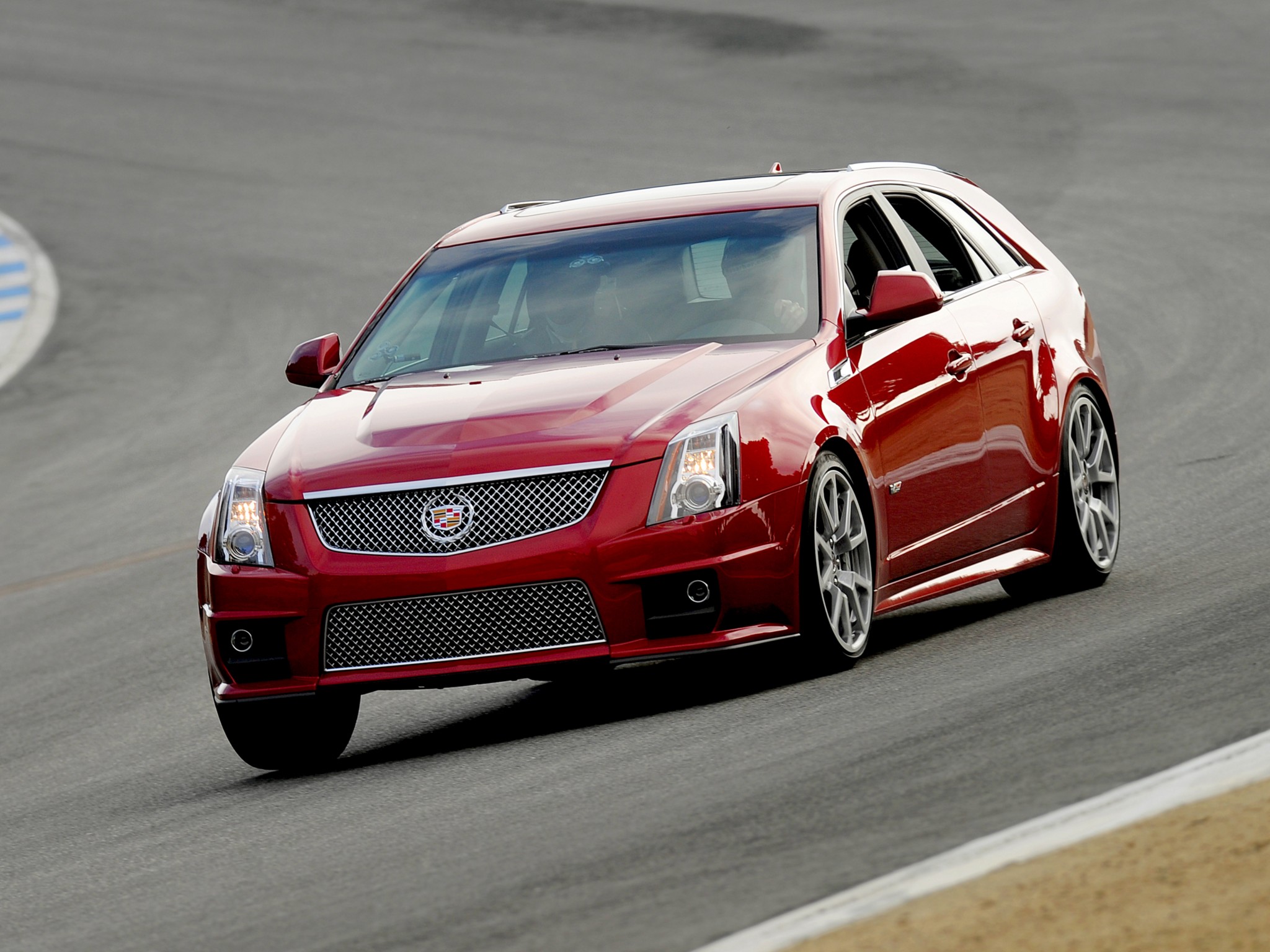 Cadillac Cts Sport Wagon photo 48