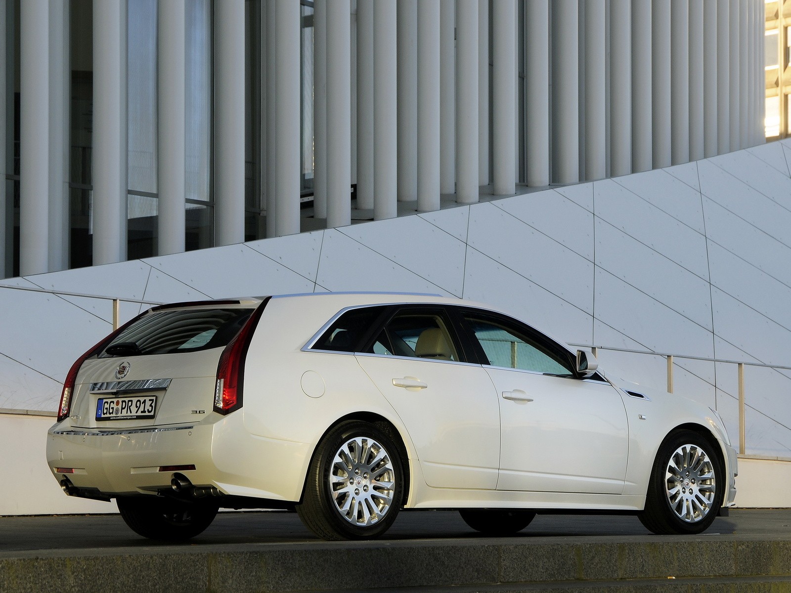 Cadillac Cts Sport Wagon photo 50