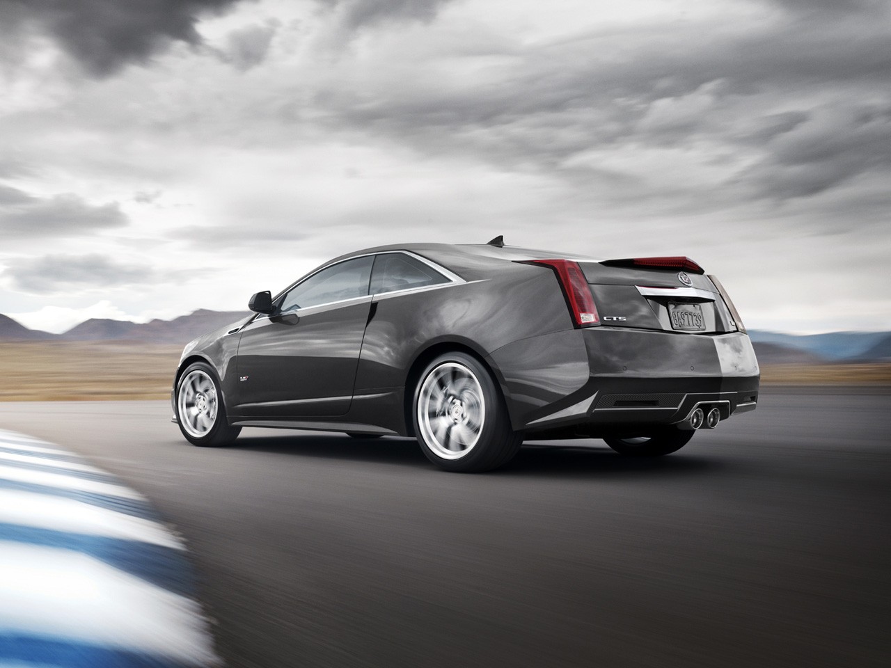 Cadillac Cts-V Coupe photo 13