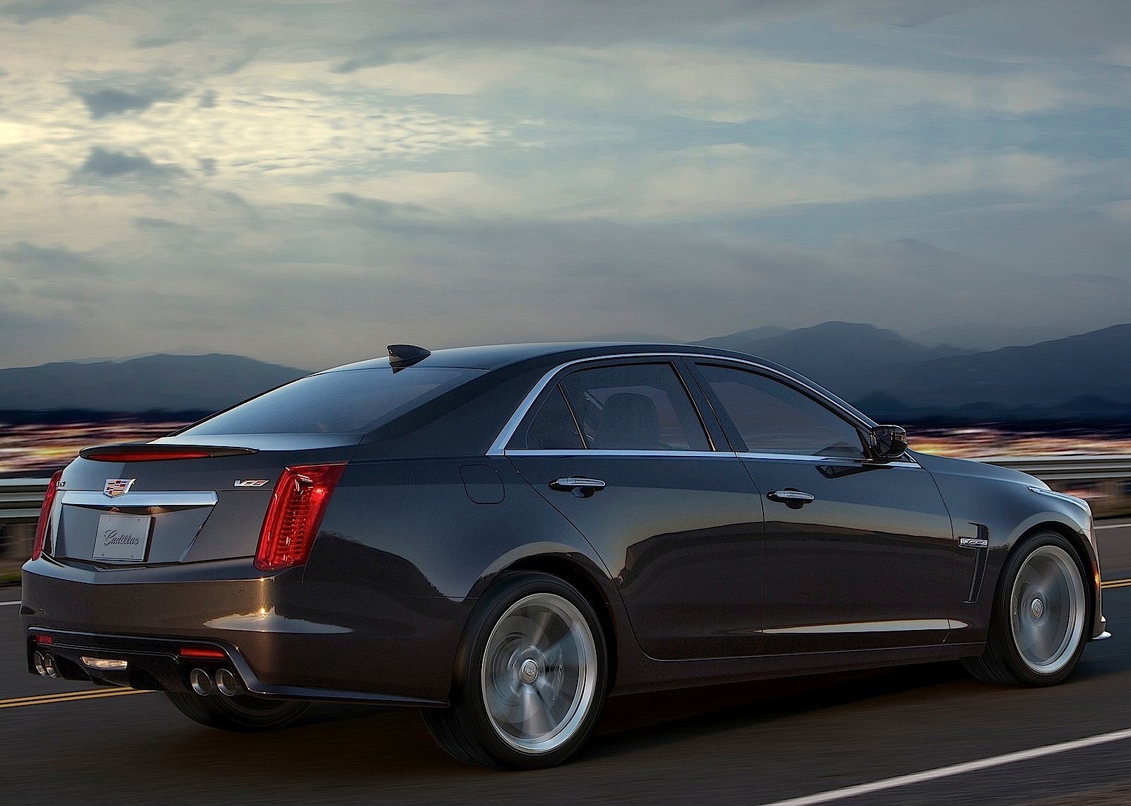 Cadillac Cts V-Series photo 11