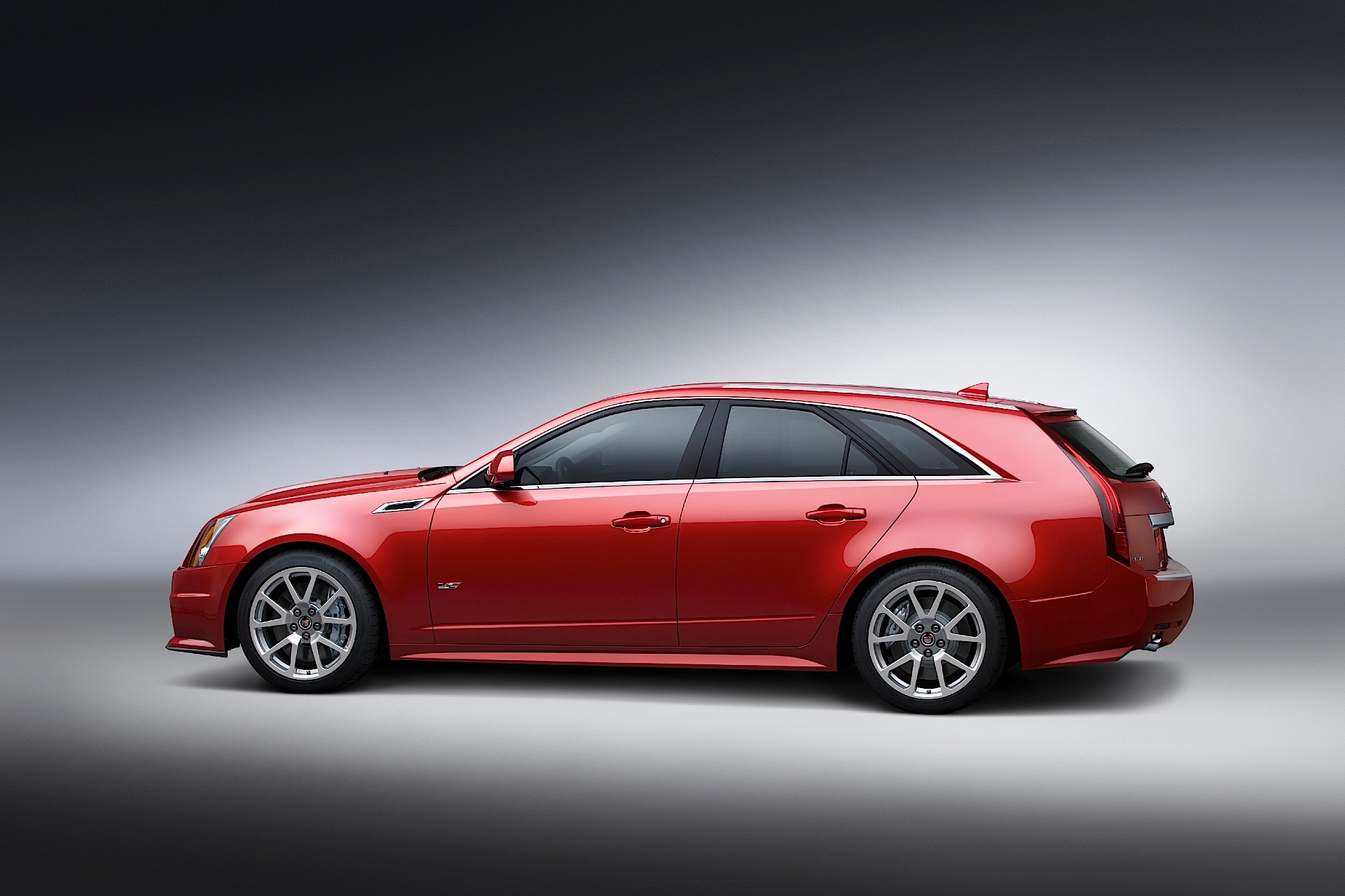 Cadillac Cts-V Sport Wagon photo 4