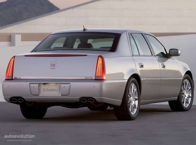 Cadillac Dts photo 8