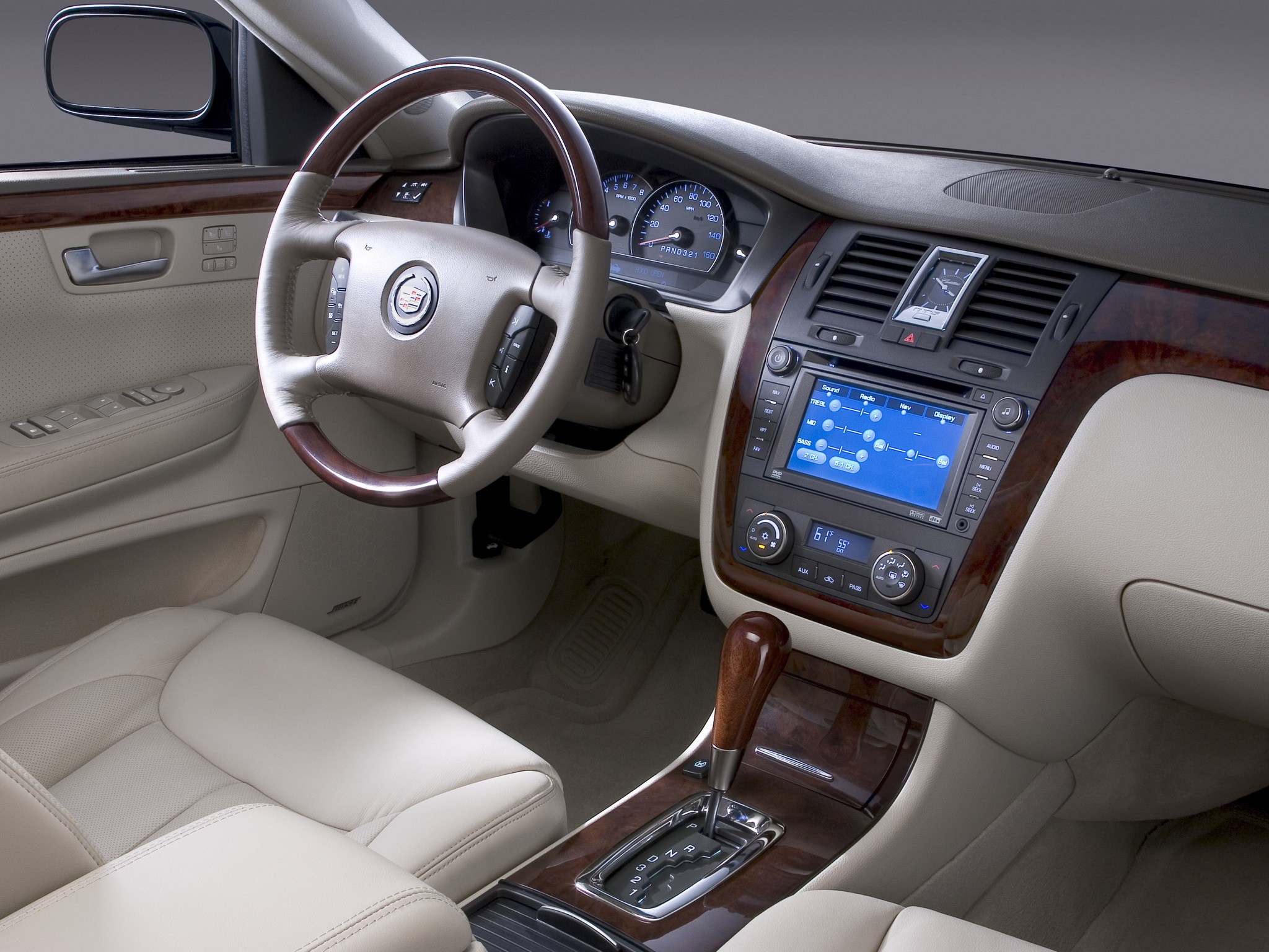 Cadillac Dts photo 33