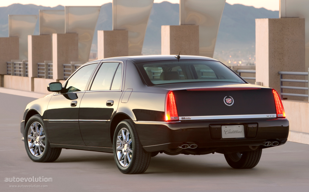 Cadillac Dts photo 2