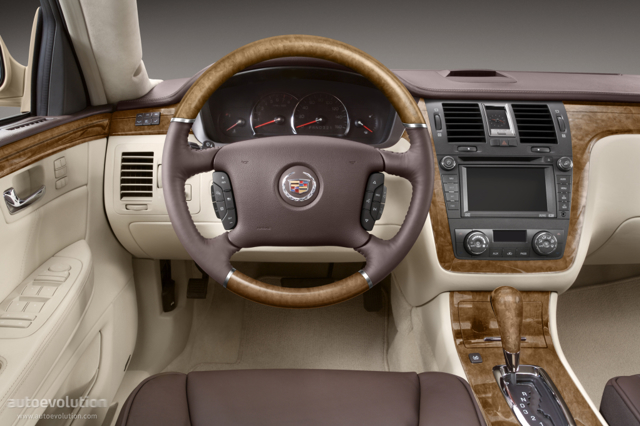 Cadillac Dts photo 25
