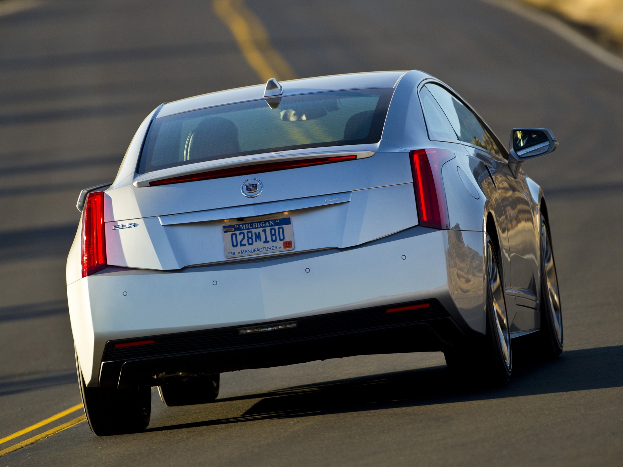 Cadillac Elr photo 21