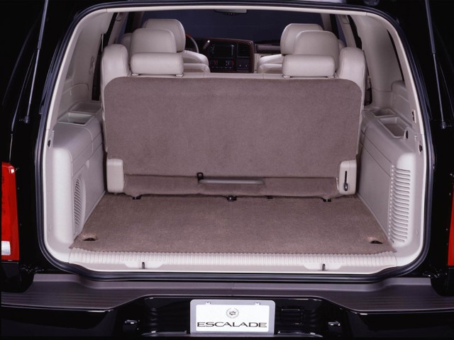Cadillac Escalade Esv photo 24