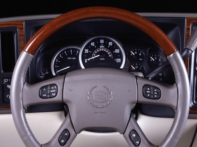 Cadillac Escalade Esv photo 26