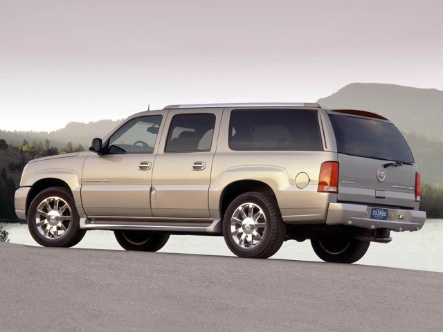 Cadillac Escalade Esv photo 12