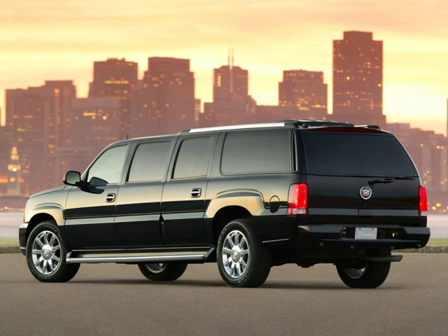 Cadillac Escalade Esv photo 17