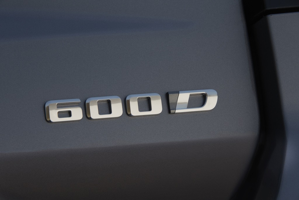 Cadillac Escalade Esv photo 17