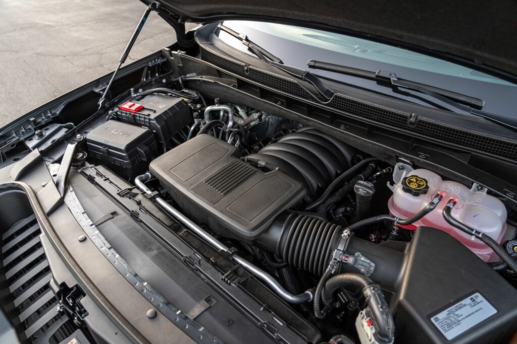 Cadillac Escalade Esv photo 21