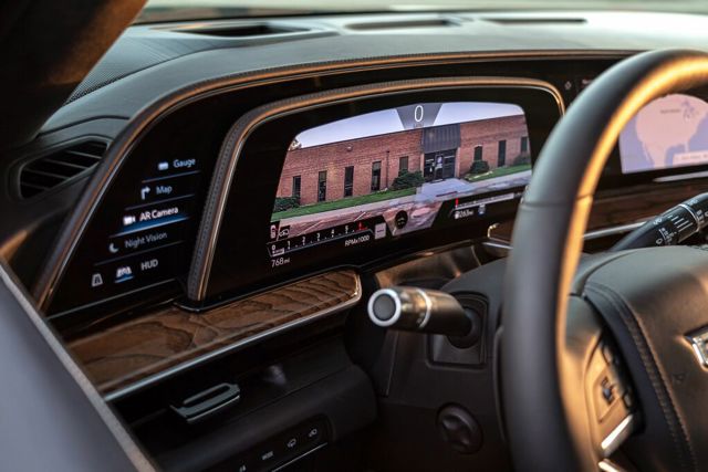 Cadillac Escalade Esv photo 25