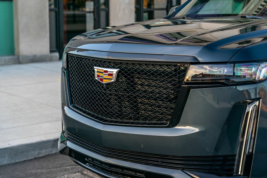 Cadillac Escalade Esv photo 8