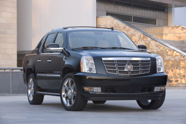 Cadillac Escalade Ext photo 2