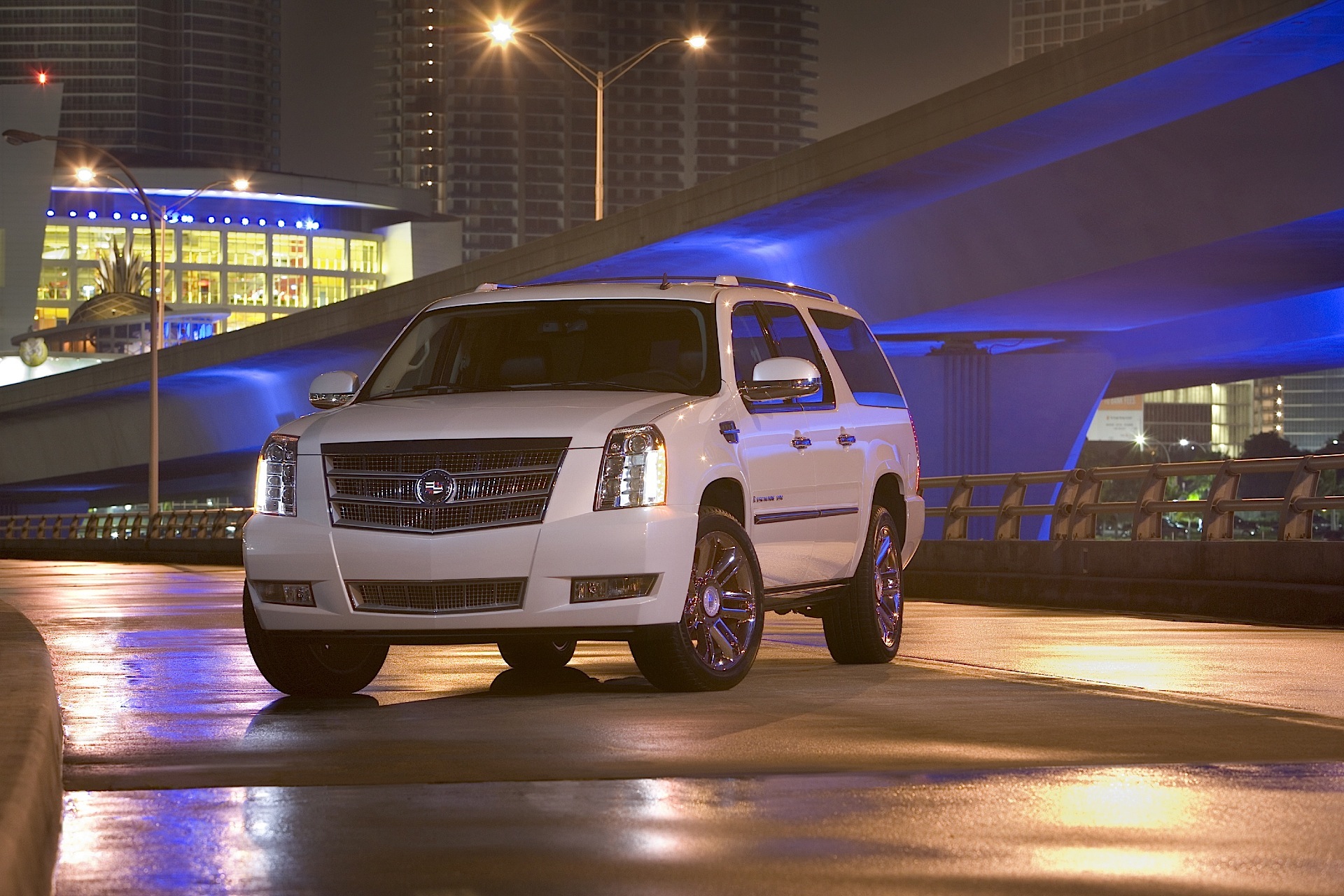 Cadillac Escalade photo 9