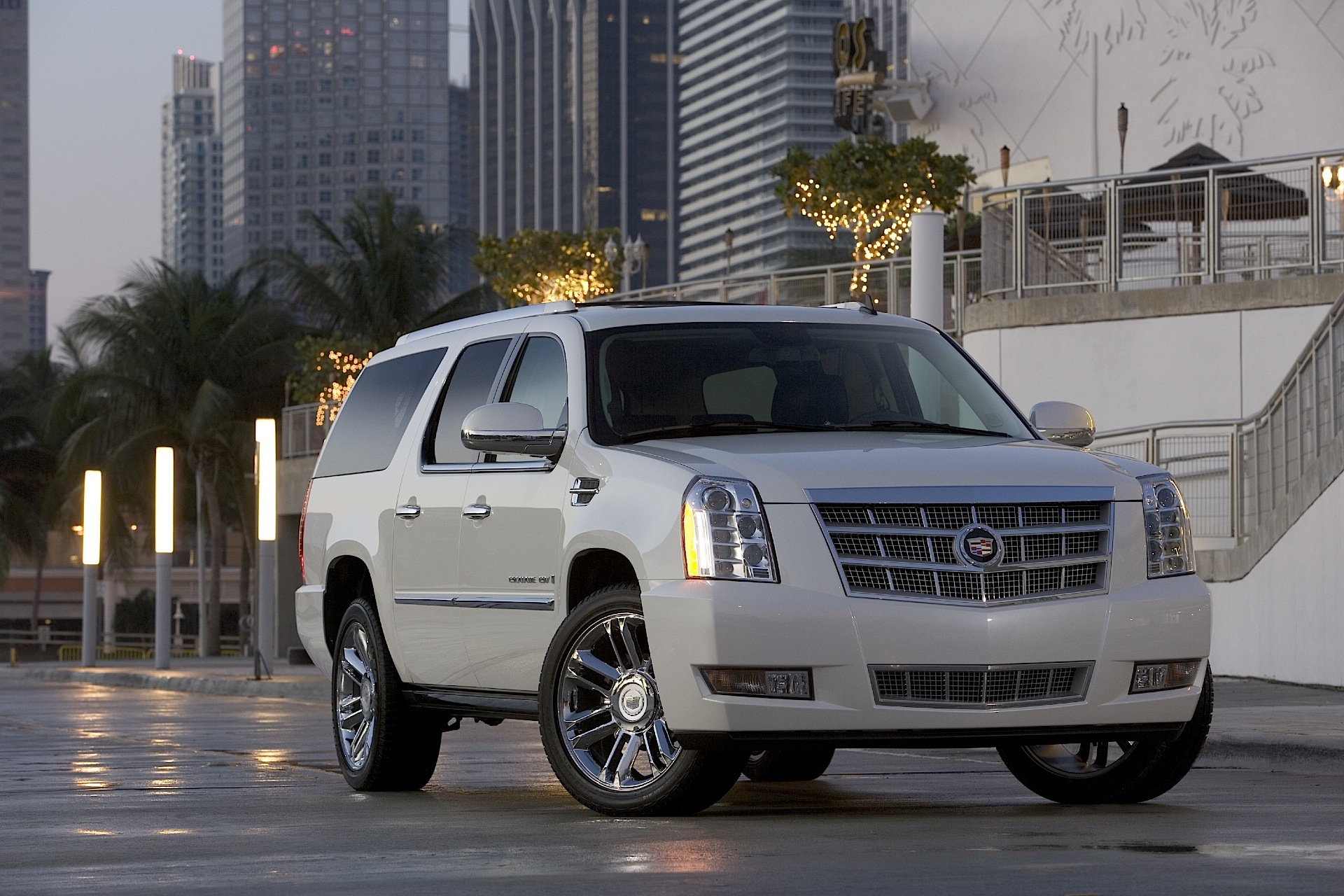 Cadillac Escalade photo 11