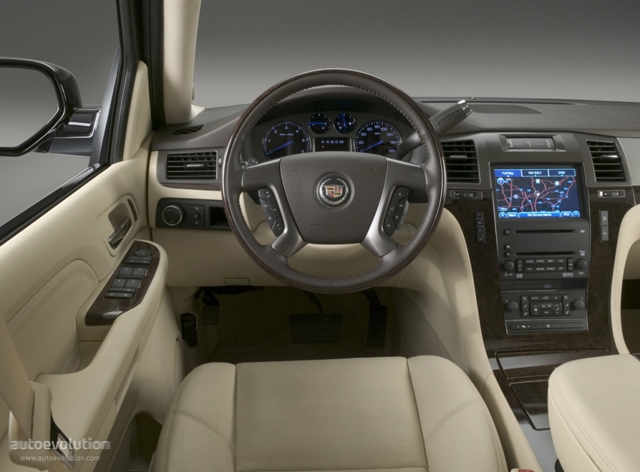 Cadillac Escalade photo 16
