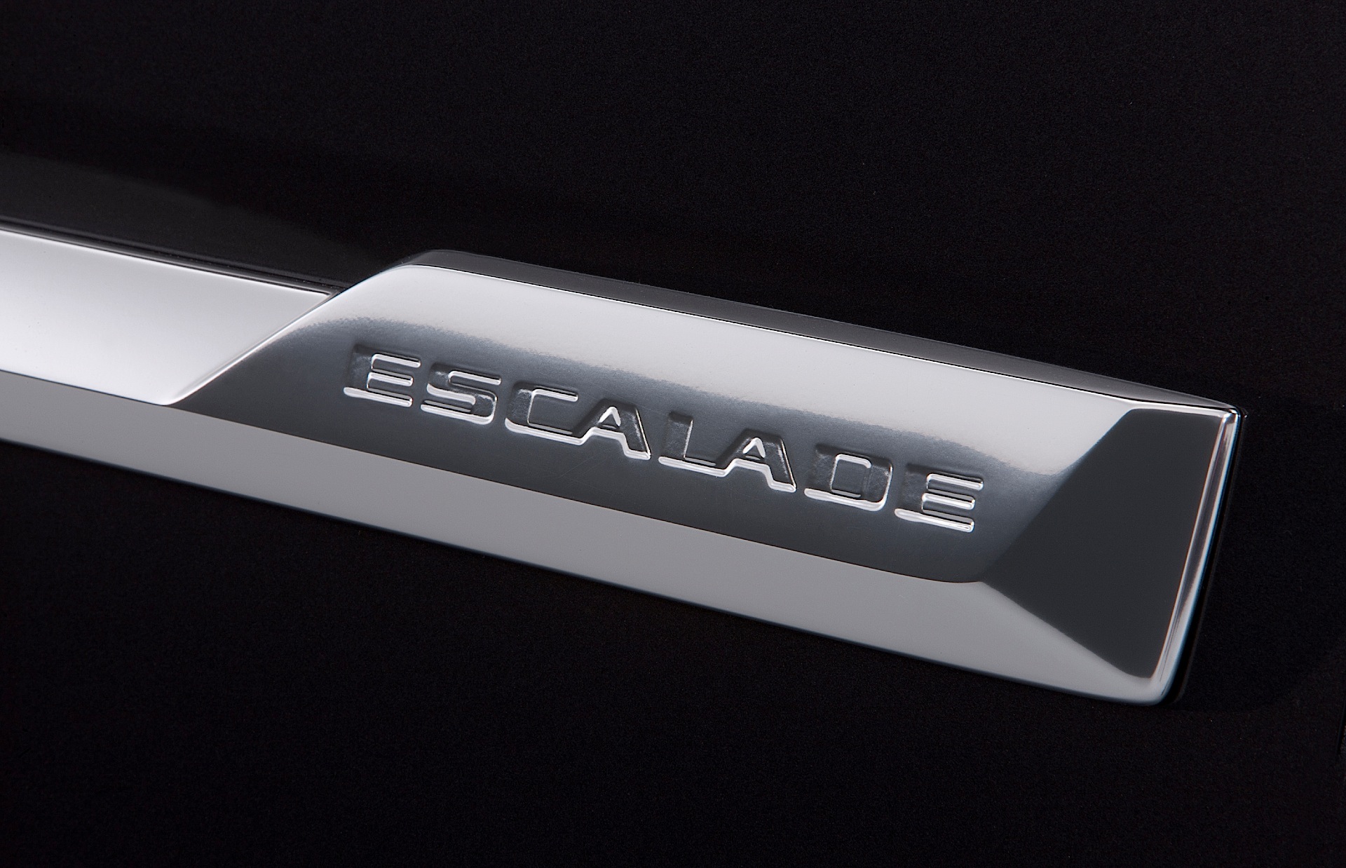 Cadillac Escalade photo 2