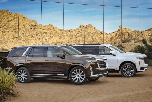 Cadillac Escalade photo 2