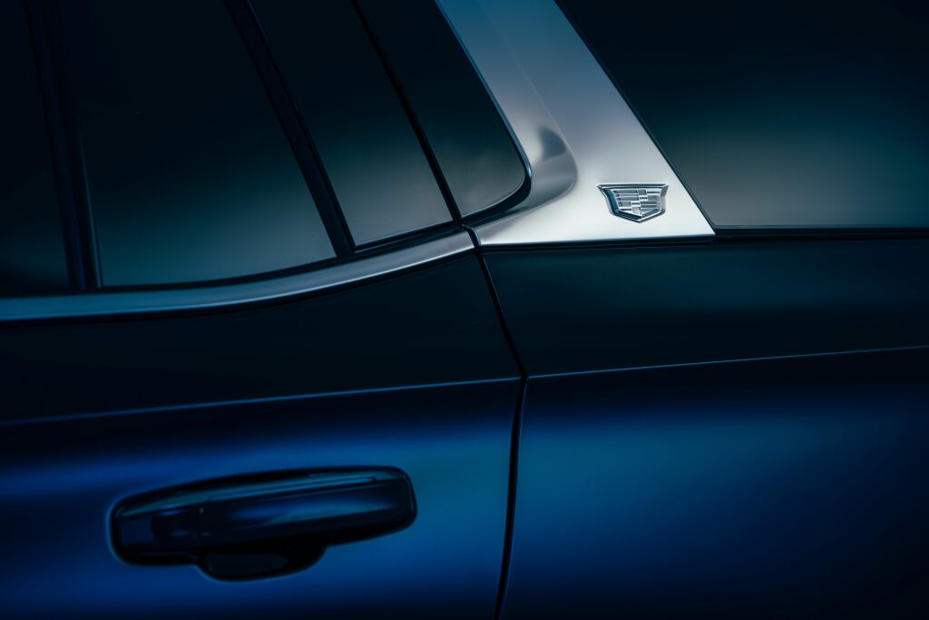 Cadillac Escalade photo 6