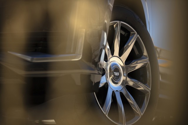 Cadillac Escalade photo 12