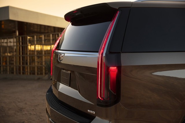Cadillac Escalade photo 14