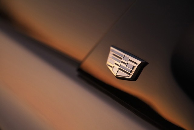 Cadillac Escalade photo 39