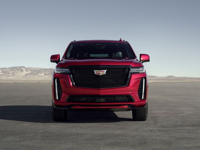Cadillac Escalade photo 2