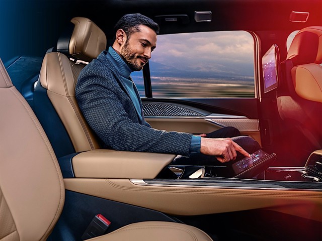 Cadillac Escalade photo 16