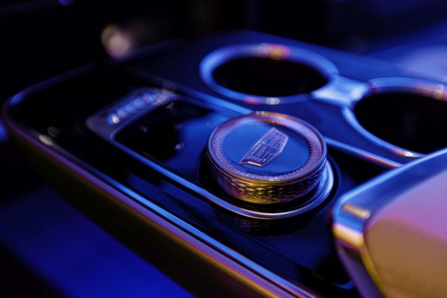 Cadillac Lyriq photo 59