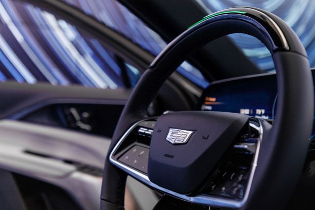 Cadillac Lyriq photo 61