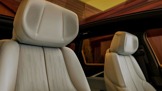 Cadillac Lyriq photo 69