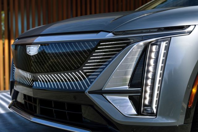 Cadillac Lyriq photo 6
