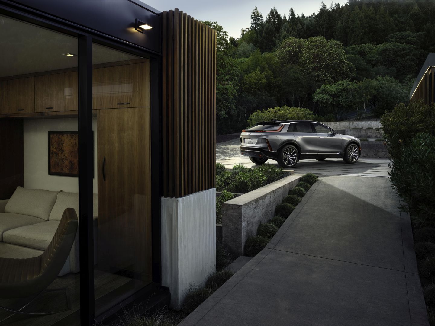 Cadillac Lyriq photo 8