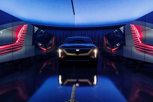 Cadillac Lyriq photo 15