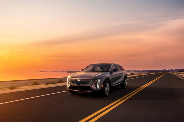 Cadillac Lyriq photo 23