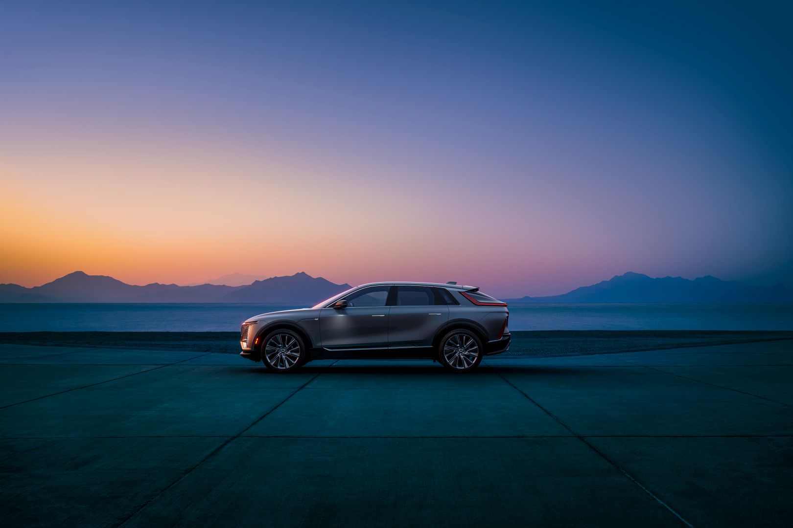 Cadillac Lyriq photo 24