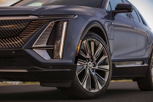 Cadillac Lyriq photo 43
