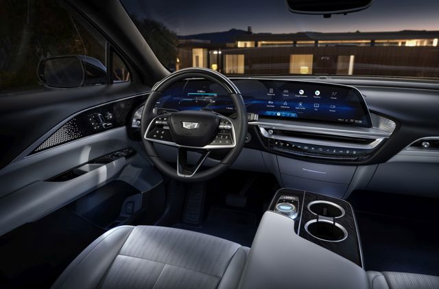 Cadillac Lyriq photo 55