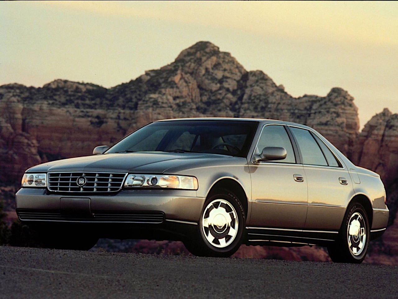 Cadillac Seville photo 9
