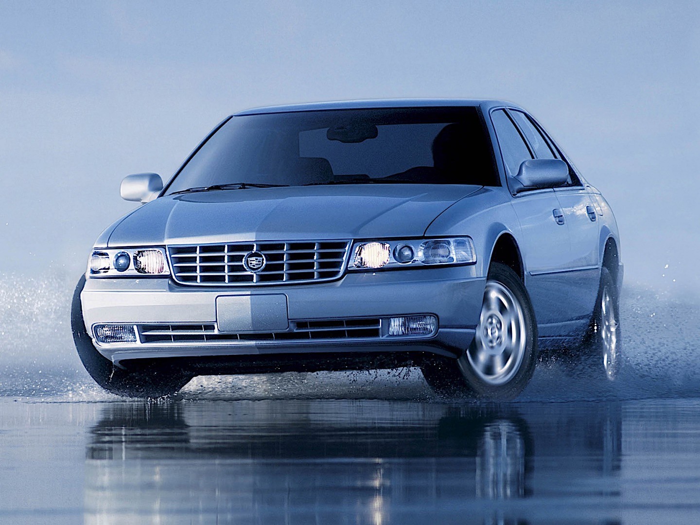 Cadillac Seville photo 15