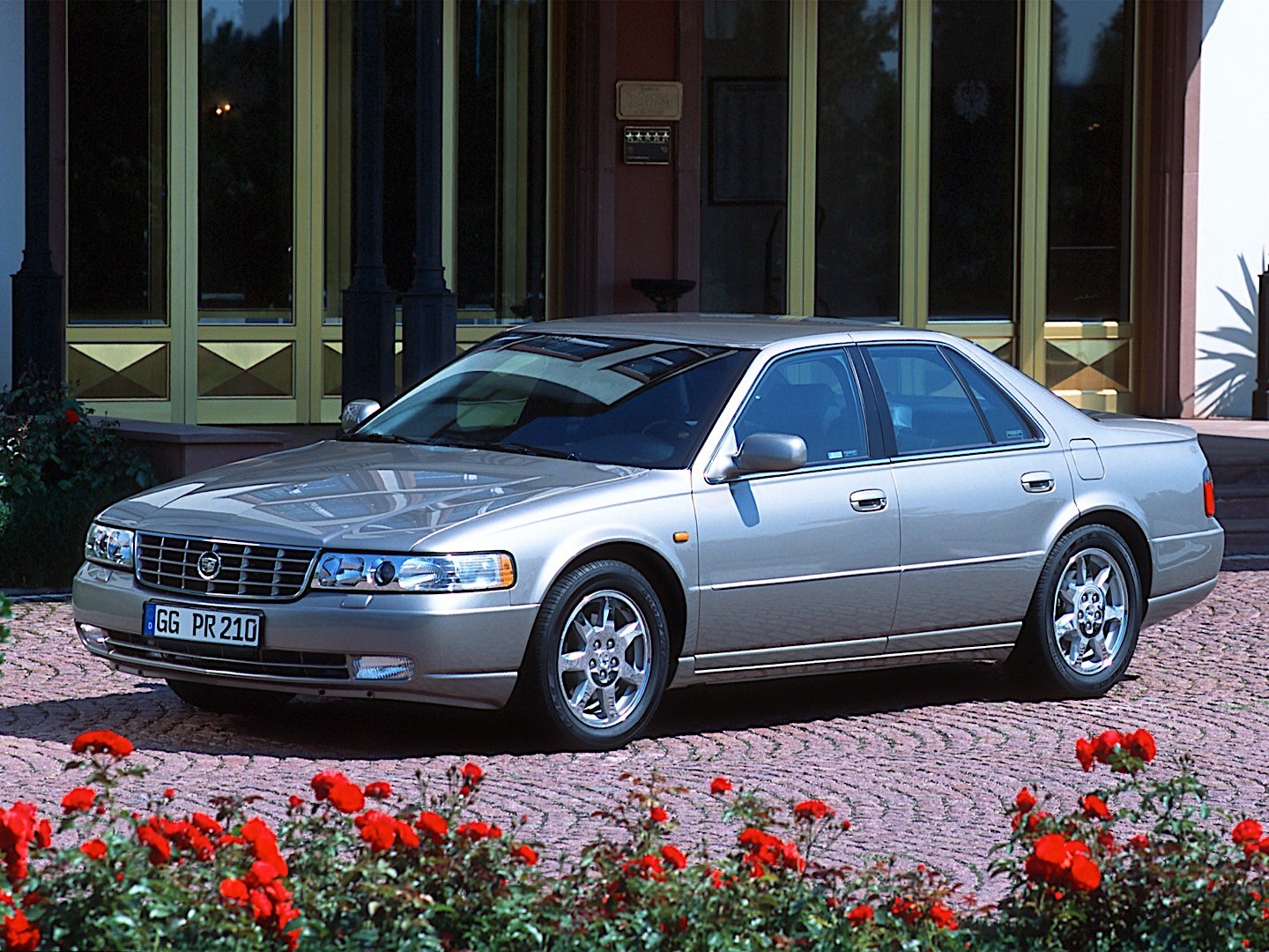 Cadillac Seville photo 17